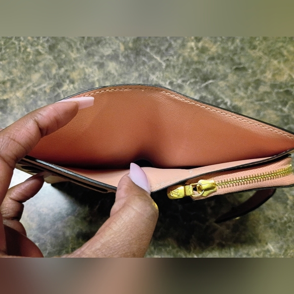 Louis Vuitton Juliette Compact Wallet Damier Ebene / Rose Ballerine. - Picture 7 of 11